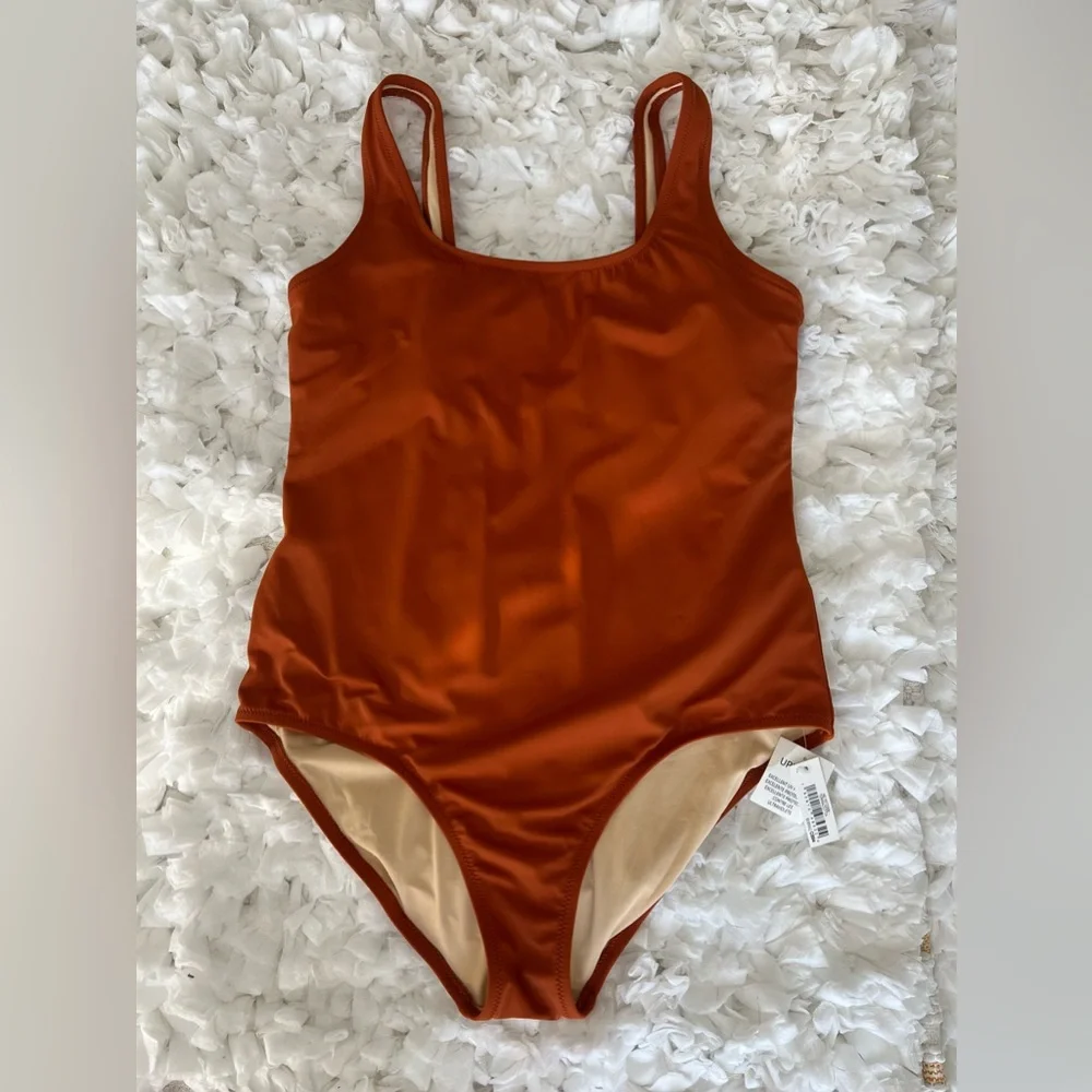 NWT Women's One-Piece‎ Coverage Swimsuit SIZE XL